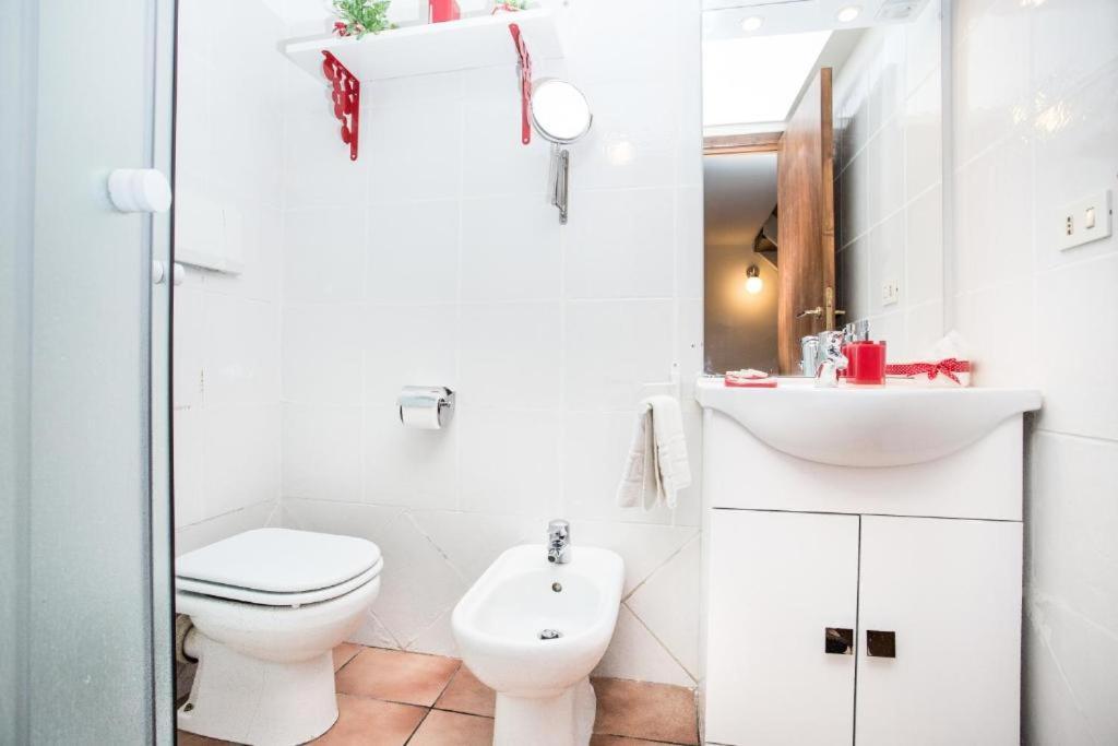 Apartamento Magenta Deluxe Moro 3 Roma Exterior foto